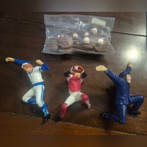 Vintage 1979 Wilton Baseball Cake Toppers – Players, Catcher, Umpire +...